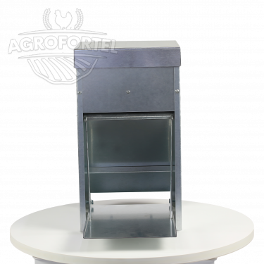 Nožni krmilnik AGROFORTEL - 10 litrov, prihrani krmo, kakovosten dizajn